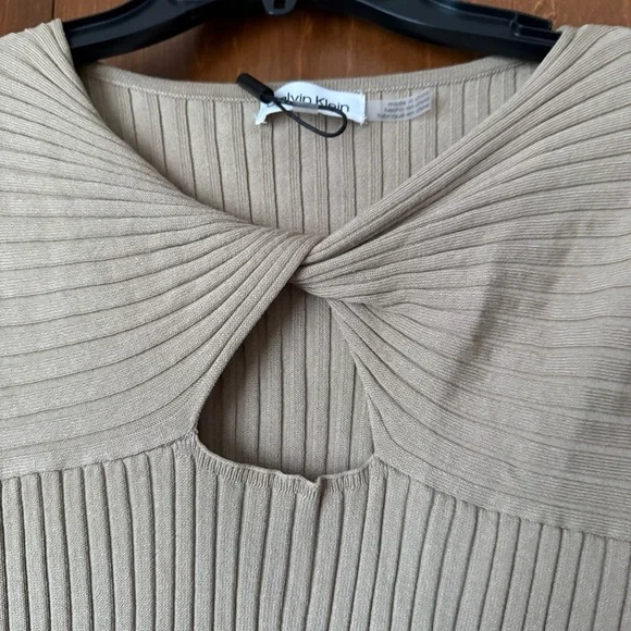 Calvin Klein Women's Tan Ribbed Top NWT Sz L  Taupe - Picture 5 of 7